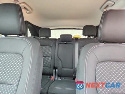 Zdjęcie 10 z 12 samochodu: 2026 FORD ESCAPE ACTIVE VIN:1FMCU0GN9TUA24809 - miniatura