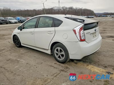 Drugie zdjęcie samochodu z przodu: 2015 TOYOTA PRIUS VIN:JTDKN3DUXF0484616 - miniatura