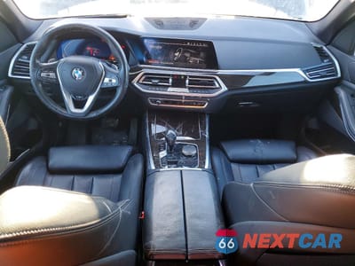 Zdjęcie 8 z 12 samochodu: 2019 BMW X5 XDRIVE40I VIN:5UXCR6C52KLK99939 - miniatura