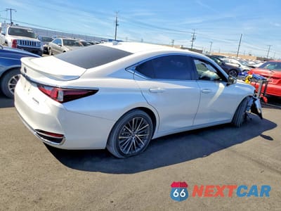 Trzecie zdjęcie samochodu z tyłu: 2024 LEXUS ES 300H BASE VIN:58ADA1C10RU053963 - miniatura