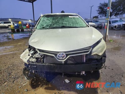 Piąte zdjęcie samochodu w środku: 2015 TOYOTA COROLLA L VIN:5YFBURHE2FP294808 - miniatura