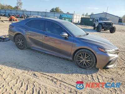 Czwarte zdjęcie samochodu z boku: 2024 TOYOTA CAMRY SE VIN:4T1G11AK5RU867297 - miniatura