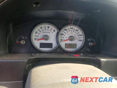 Zdjęcie 9 z 12 samochodu: 2005 FORD ESCAPE XLT VIN:1FMYU93105KA70752 - miniatura