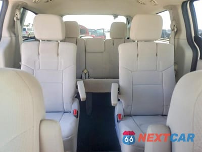 Zdjęcie 10 z 13 samochodu: 2012 DODGE GRAND CARAVAN SXT VIN:2C4RDGCGXCR137325 - miniatura