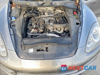 Zdjęcie 12 z 13 samochodu: 2013 PORSCHE CAYENNE VIN:WP1AF2A26DLA23753 - miniatura