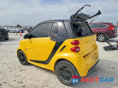 Drugie zdjęcie samochodu z przodu: 2013 SMART FORTWO PURE VIN:WMEEJ3BA9DK723688 - miniatura