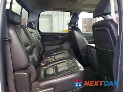 Zdjęcie 10 z 13 samochodu: 2007 CHEVROLET SILVERADO K1500 CREW CAB VIN:2GCEK13M671545476 - miniatura