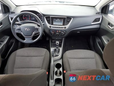 Zdjęcie 8 z 11 samochodu: 2020 HYUNDAI ACCENT SE VIN:3KPC24A65LE121684 - miniatura