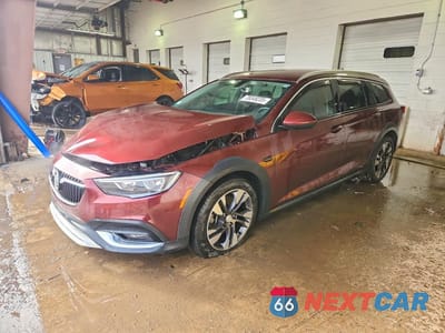 2018 BUICK REGAL TOURX ESSENCE W04GV8SX1J1122039 - główne zdjęcie licytacji z USA - miniatura