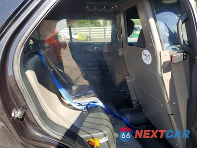 Zdjęcie 11 z 13 samochodu: 2019 FORD EXPLORER POLICE INTERCEPTOR VIN:1FM5K8AR6KGB46176 - miniatura