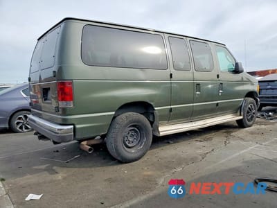 Trzecie zdjęcie samochodu z tyłu: 2003 FORD ECONOLINE E350 SUPER DUTY WAGON VIN:1FBNE31L83HA97122 - miniatura