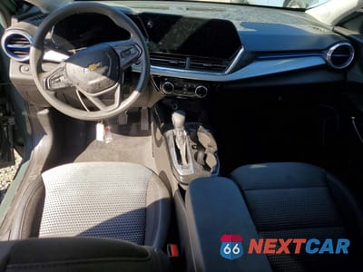 Zdjęcie 8 z 13 samochodu: 2025 CHEVROLET TRAX 1LT VIN:KL77LHEP2SC147042 - miniatura