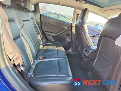 Zdjęcie 11 z 12 samochodu: 2022 TESLA MODEL Y VIN:7SAYGDEE3NF481416 - miniatura