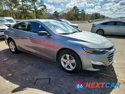 Czwarte zdjęcie samochodu z boku: 2023 CHEVROLET MALIBU LS VIN:1G1ZC5ST9PF217050 - miniatura