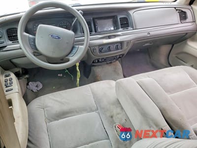 Zdjęcie 8 z 12 samochodu: 2006 FORD CROWN VICTORIA POLICE INTERCEPTOR VIN:2FAHP71W26X120635 - miniatura