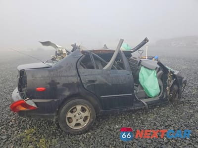 Trzecie zdjęcie samochodu z tyłu: 2002 HYUNDAI ACCENT GL VIN:KMHCG45C32U353942 - miniatura