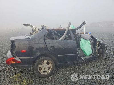Trzecie zdjęcie samochodu z tyłu: 2002 HYUNDAI ACCENT GL VIN:KMHCG45C32U353942 - miniatura