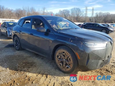 Czwarte zdjęcie samochodu z boku: 2024 BMW IX M60 VIN:WB533CF00RCN49864 - miniatura