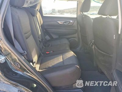Zdjęcie 10 z 12 samochodu: 2019 NISSAN ROGUE S VIN:5N1AT2MT2KC824963 - miniatura