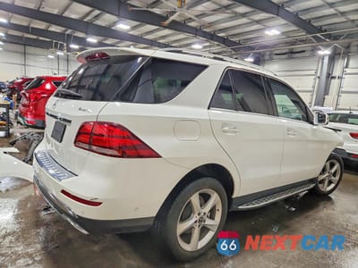 Trzecie zdjęcie samochodu z tyłu: 2018 MERCEDES-BENZ GLE 350 4MATIC VIN:4JGDA5HB4JB033506 - miniatura