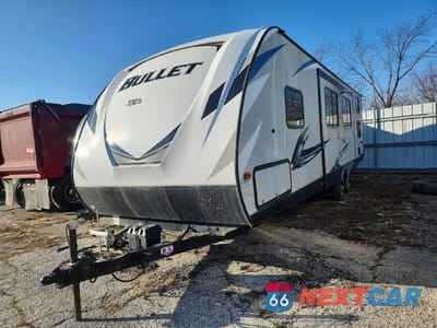 Drugie zdjęcie samochodu z przodu: 2020 KEYSTONE BULLET CAMPER VIN:4YDT29027LT433750 - miniatura