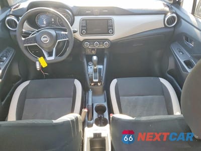 Zdjęcie 8 z 12 samochodu: 2021 NISSAN VERSA SV VIN:3N1CN8EV2ML806449 - miniatura