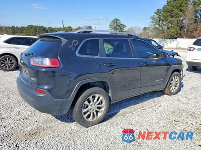 Trzecie zdjęcie samochodu z tyłu: 2019 JEEP CHEROKEE LATITUDE VIN:1C4PJLCB1KD486467 - miniatura