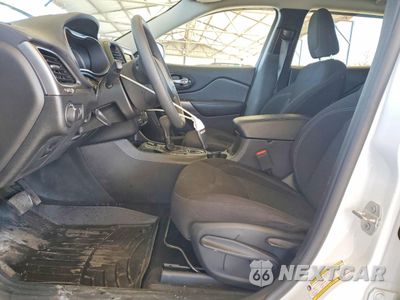 Zdjęcie 7 z 13 samochodu: 2020 JEEP CHEROKEE LATITUDE VIN:1C4PJLCB2LD654800 - miniatura