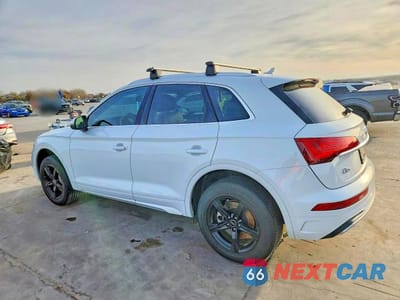 Drugie zdjęcie samochodu z przodu: 2023 AUDI Q5 PREMIUM 40 VIN:WA1ABAFYXP2084970 - miniatura