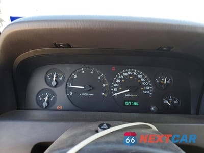 Zdjęcie 9 z 13 samochodu: 1999 JEEP GRAND CHEROKEE LAREDO VIN:1J4GW58S6XC570166 - miniatura