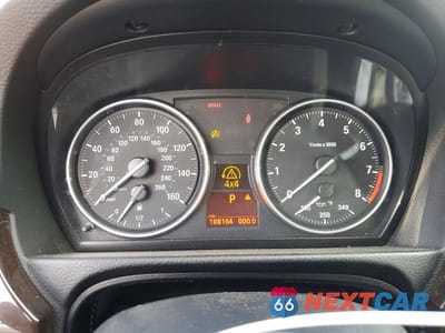 Zdjęcie 9 z 12 samochodu: 2011 BMW 335 VIN:WBAKF9C52BE619625 - miniatura