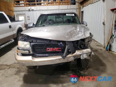 Piąte zdjęcie samochodu w środku: 1999 GMC SIERRA VIN:1GTEK19T5XE526804 - miniatura