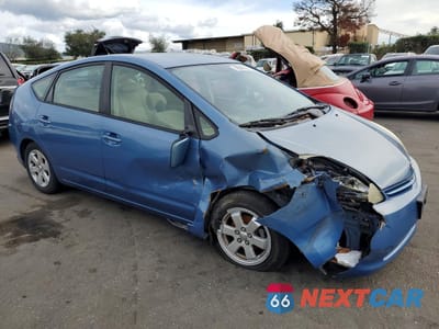 Czwarte zdjęcie samochodu z boku: 2004 TOYOTA PRIUS VIN:JTDKB20U540085747 - miniatura