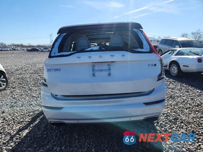 Zdjęcie 6 z 11 samochodu: 2021 VOLVO XC90 VIN:YV4A22PK2M1686010 - miniatura