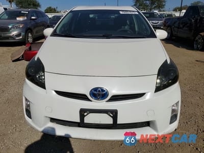Piąte zdjęcie samochodu w środku: 2011 TOYOTA PRIUS VIN:JTDKN3DUXB1390353 - miniatura