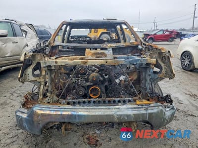 Piąte zdjęcie samochodu w środku: 2019 GMC SIERRA K1500 SLE VIN:1GTR9BED6KZ408361 - miniatura