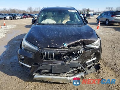 Piąte zdjęcie samochodu w środku: 2017 BMW X1 XDRIVE28I VIN:WBXHT3C34H5F70024 - miniatura