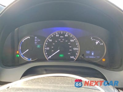Zdjęcie 9 z 12 samochodu: 2014 LEXUS CT 200H BASE VIN:JTHKD5BH7E2177801 - miniatura