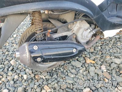 Drugie zdjęcie samochodu z przodu: 2008 PIAGGIO MP3 250 VIN:ZAPM479M885003424 - miniatura