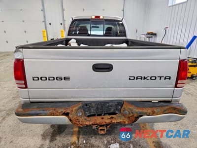 Zdjęcie 6 z 13 samochodu: 2003 DODGE DAKOTA SPORT VIN:1D7HL32X23S122203 - miniatura