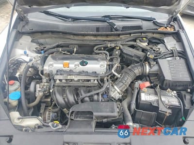 Zdjęcie 11 z 12 samochodu: 2010 HONDA ACCORD EXL VIN:1HGCP2F8XAA046966 - miniatura
