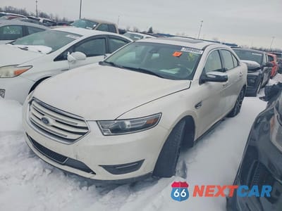 2019 FORD TAURUS LIMITED 1FAHP2J85KG119502 - główne zdjęcie licytacji z USA - miniatura