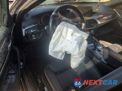 Zdjęcie 8 z 11 samochodu: 2018 BMW 530 XI VIN:WBAJA7C57JWA71860 - miniatura