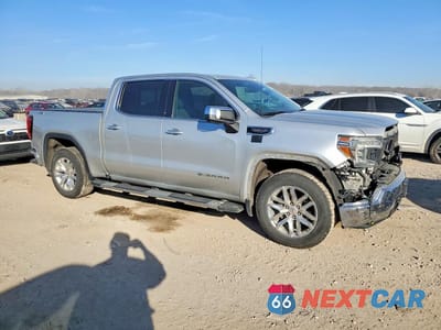 Czwarte zdjęcie samochodu z boku: 2020 GMC SIERRA K1500 SLT VIN:3GTU9DEDXLG171672 - miniatura
