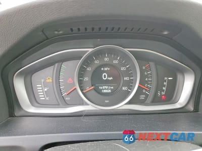 Zdjęcie 9 z 12 samochodu: 2017 VOLVO S60 DYNAMIC VIN:YV140MTL2H2420285 - miniatura