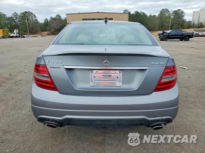 Zdjęcie 6 z 11 samochodu: 2013 MERCEDES-BENZ C 300 4MATIC VIN:WDDGF8AB3DG147962 - miniatura