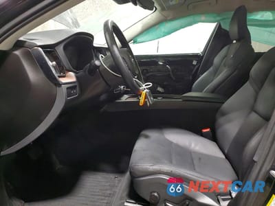 Zdjęcie 7 z 13 samochodu: 2024 VOLVO XC60 PLUS VIN:YV4H60DLXR1940090 - miniatura