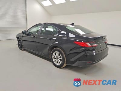 Drugie zdjęcie samochodu z przodu: 2025 TOYOTA CAMRY XSE VIN:4T1DAACK1SU577869 - miniatura