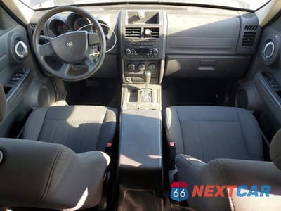 Zdjęcie 8 z 13 samochodu: 2011 DODGE NITRO HEAT VIN:1D4PT4GK5BW576111 - miniatura