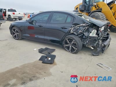 Drugie zdjęcie samochodu z przodu: 2023 VOLVO S60 CORE VIN:7JRL12FV9PG253037 - miniatura